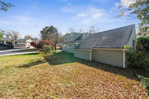 7 Sleepy Hollow Road East Greenwich RI 02818