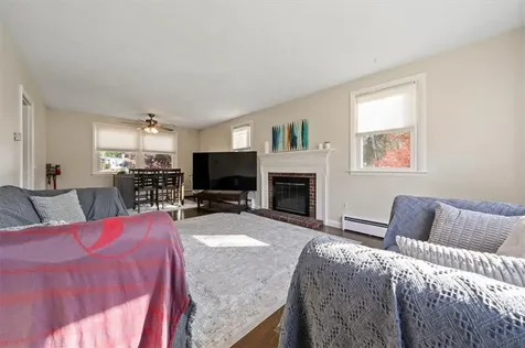 7 Sleepy Hollow Road East Greenwich RI 02818