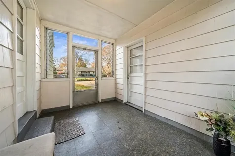 7 Sleepy Hollow Road East Greenwich RI 02818