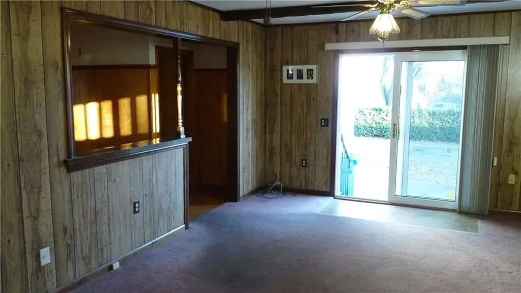 16 Whipple Court North Providence RI 02911