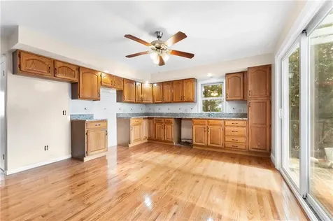 48 Cedar Avenue East Providence RI 02915