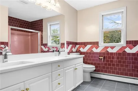 48 Cedar Avenue East Providence RI 02915