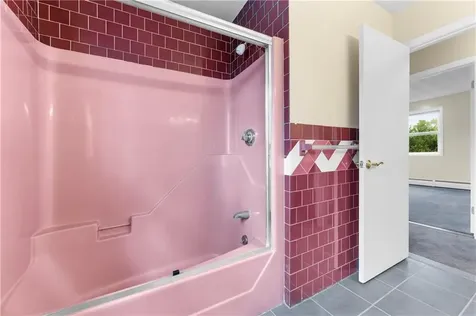 48 Cedar Avenue East Providence RI 02915