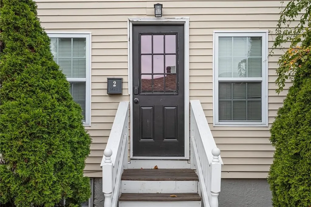 25 Ordway Street Pawtucket RI 02861