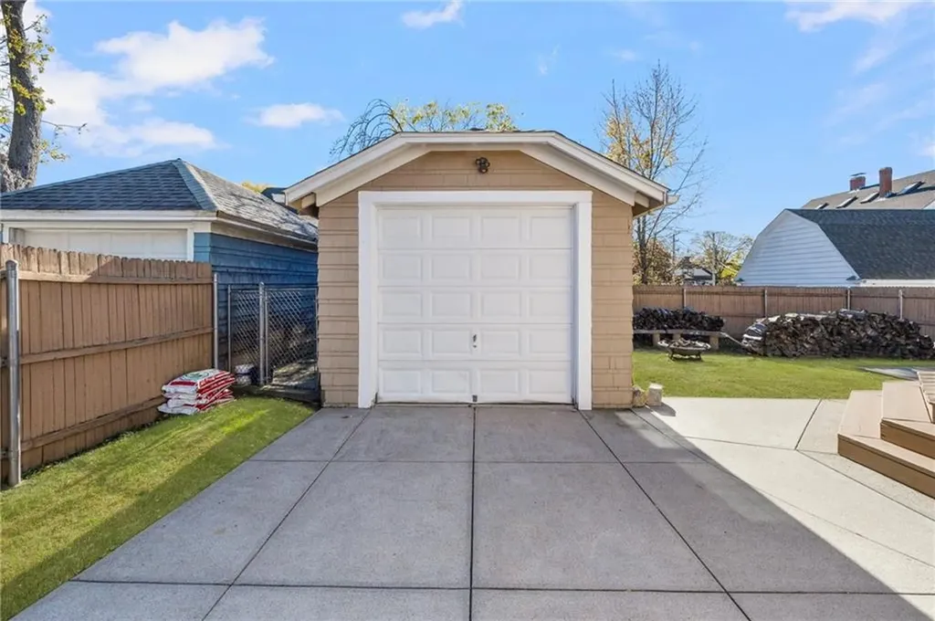 140 Sinclair Avenue Cranston RI 02907