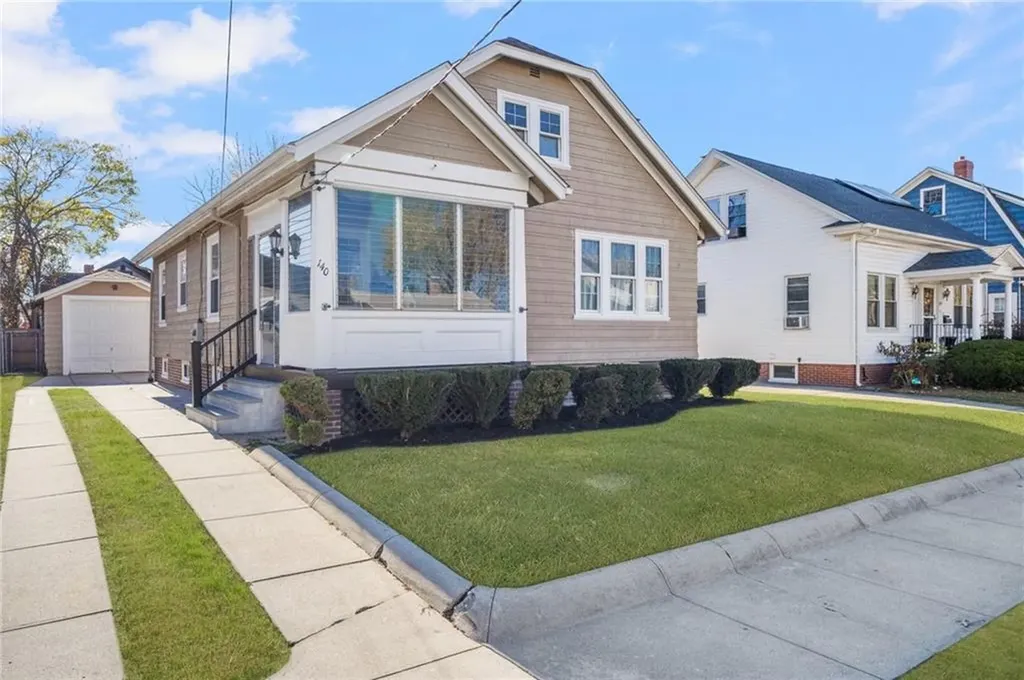 140 Sinclair Avenue Cranston RI 02907