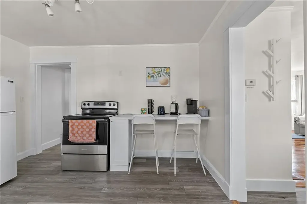 861 Aquidneck Avenue Middletown RI 02842