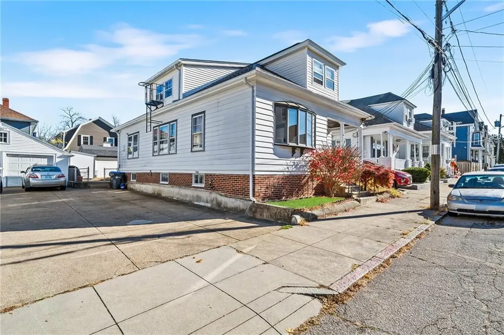 47 Clematis Street Providence RI 02908