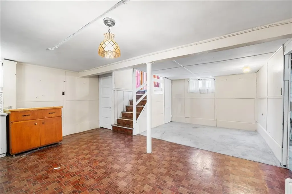 47 Clematis Street Providence RI 02908