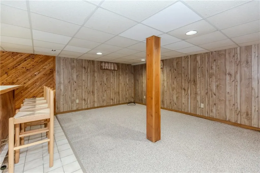 19 Coulters Road Cranston RI 02920