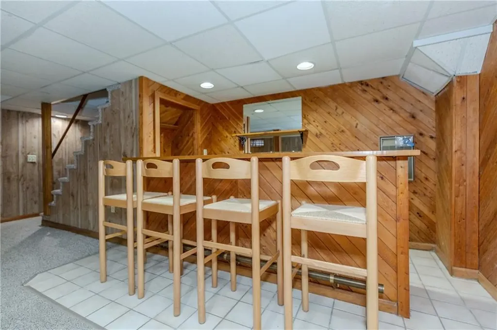 19 Coulters Road Cranston RI 02920