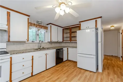 19 Coulters Road Cranston RI 02920