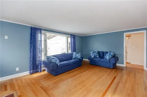 19 Coulters Road Cranston RI 02920