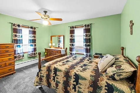 15 Terrace Avenue Tiverton RI 02878