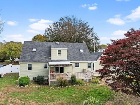 15 Terrace Avenue Tiverton RI 02878