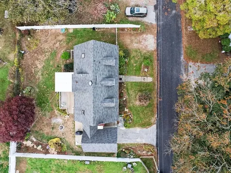 15 Terrace Avenue Tiverton RI 02878