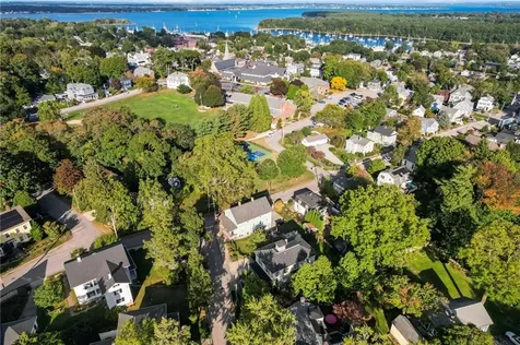 10 Prospect Street East Greenwich RI 02818