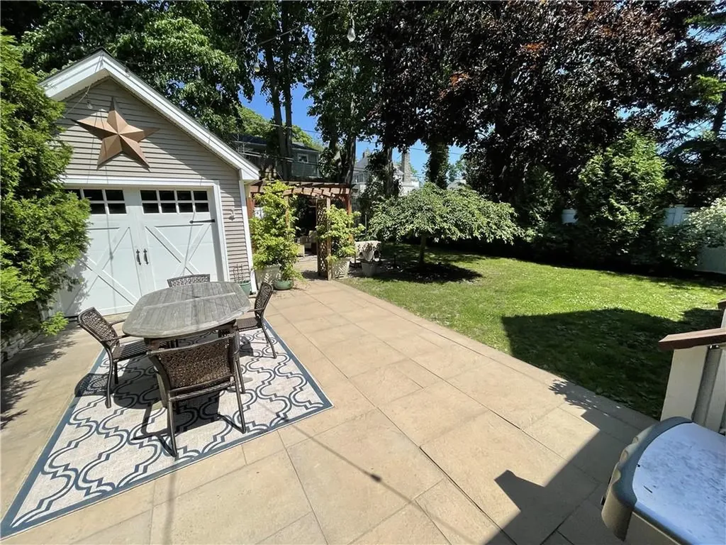 40 Keeher Avenue Newport RI 02840