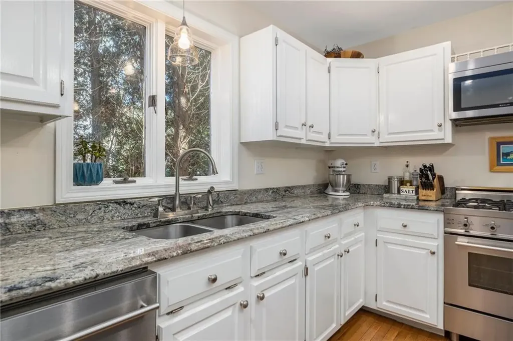 45 Beach Avenue Jamestown RI 02835