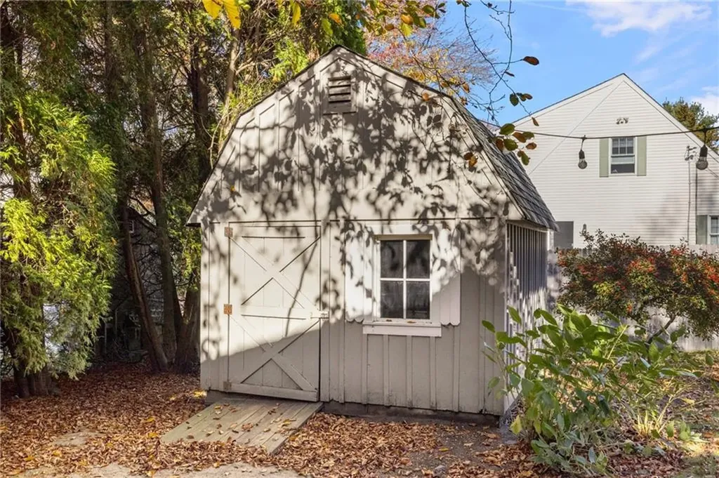 45 Beach Avenue Jamestown RI 02835