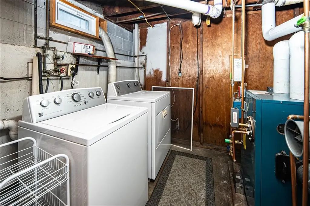 71 Ash Avenue Cranston RI 02910