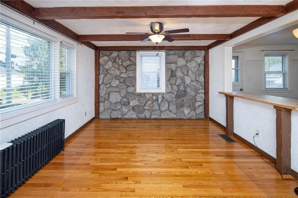 71 Ash Avenue Cranston RI 02910