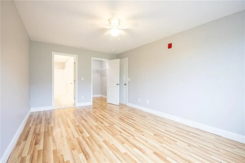 11 Gray Coach Lane Cranston RI 02921