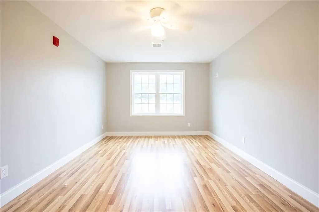 11 Gray Coach Lane Cranston RI 02921