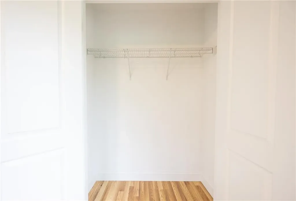 11 Gray Coach Lane Cranston RI 02921