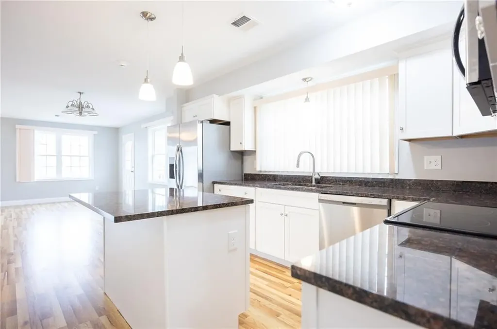 11 Gray Coach Lane Cranston RI 02921