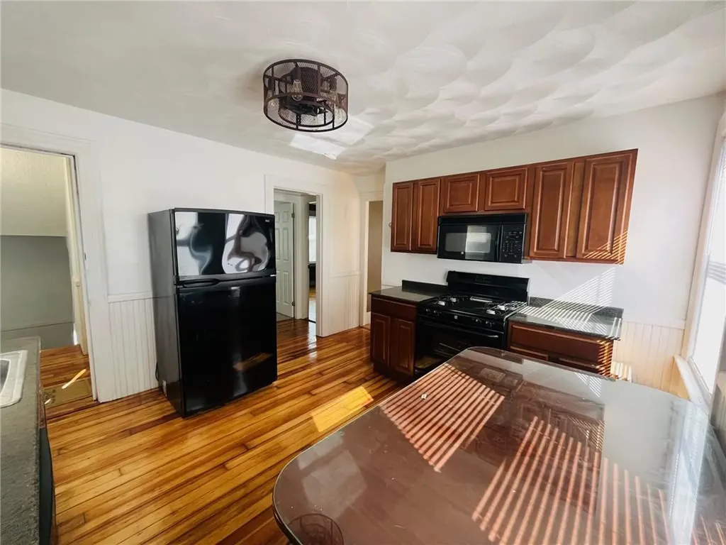 72 Ayrault Street Providence RI 02908
