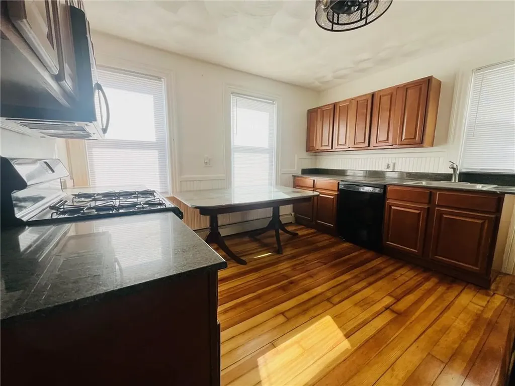 72 Ayrault Street Providence RI 02908