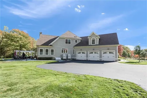 321 Greenville Road North Smithfield RI 02896