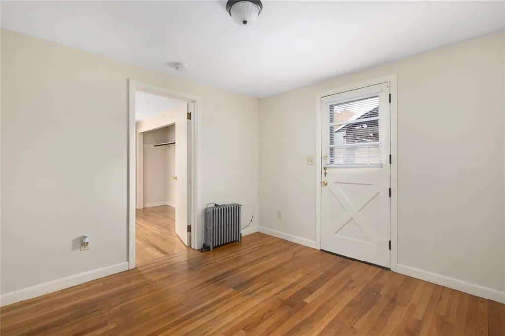 30 Dayton Avenue Warwick RI 02889