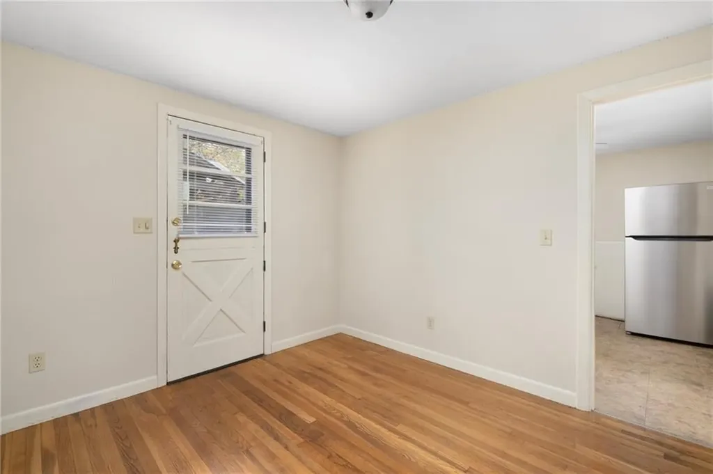 30 Dayton Avenue Warwick RI 02889