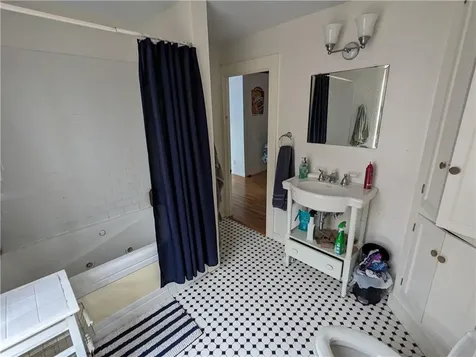 102 State Street Bristol RI 02809