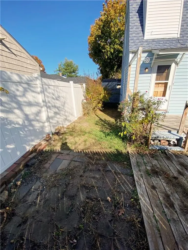 31 Sagamore Street Warwick RI 02889