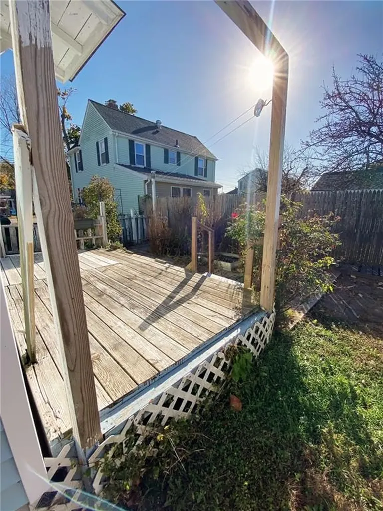 31 Sagamore Street Warwick RI 02889