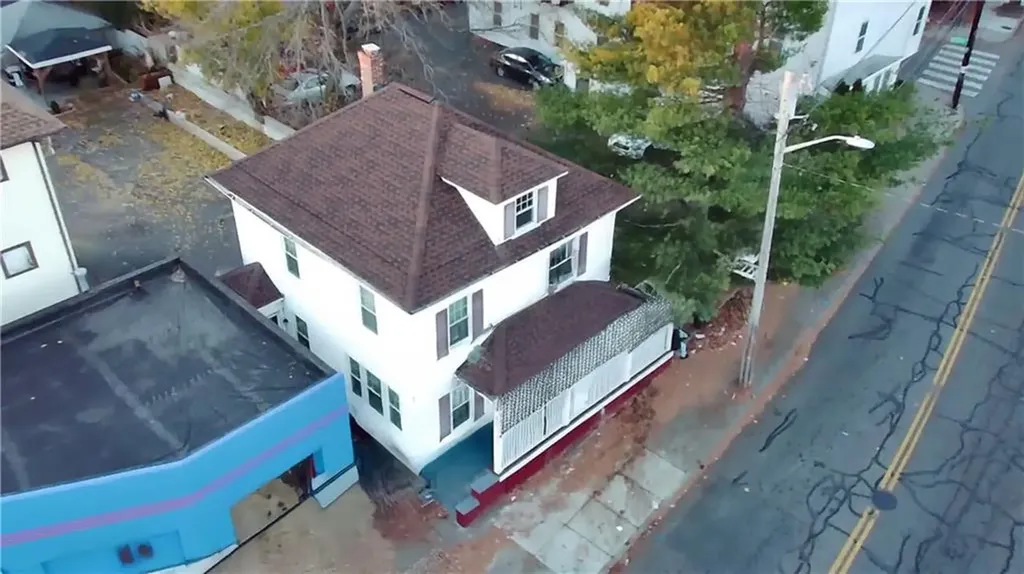 8 Mount Pleasant Avenue Providence RI 02908