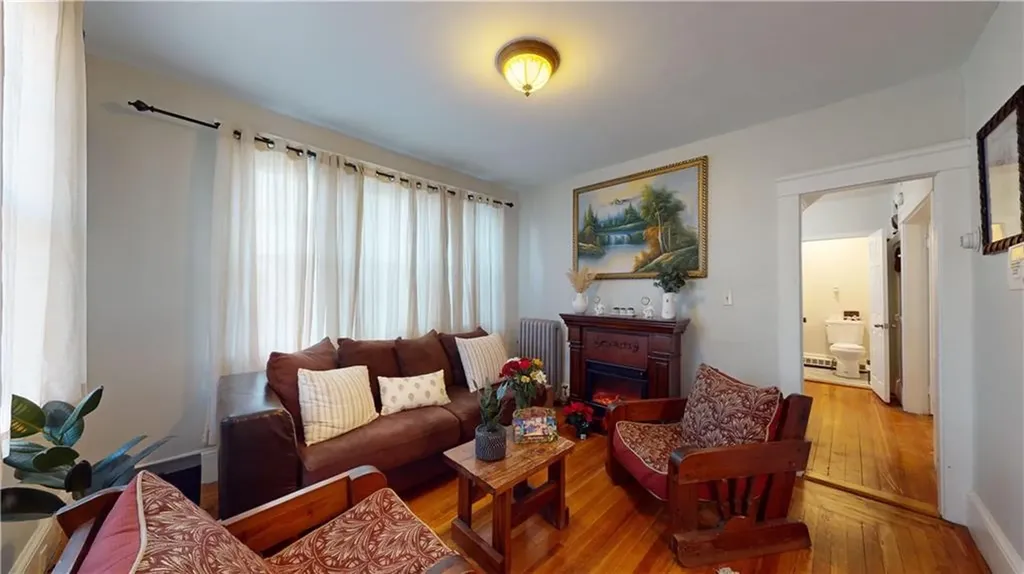 8 Mount Pleasant Avenue Providence RI 02908