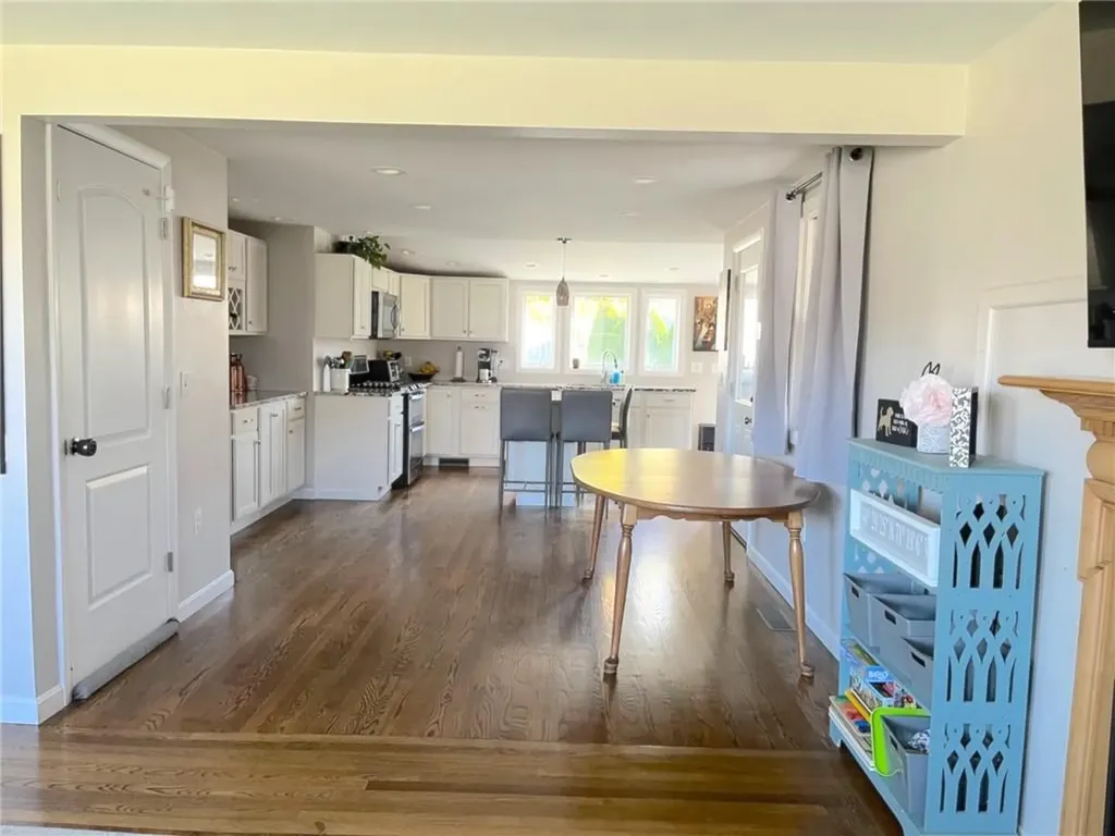 118 Mount View Drive Cranston RI 02920