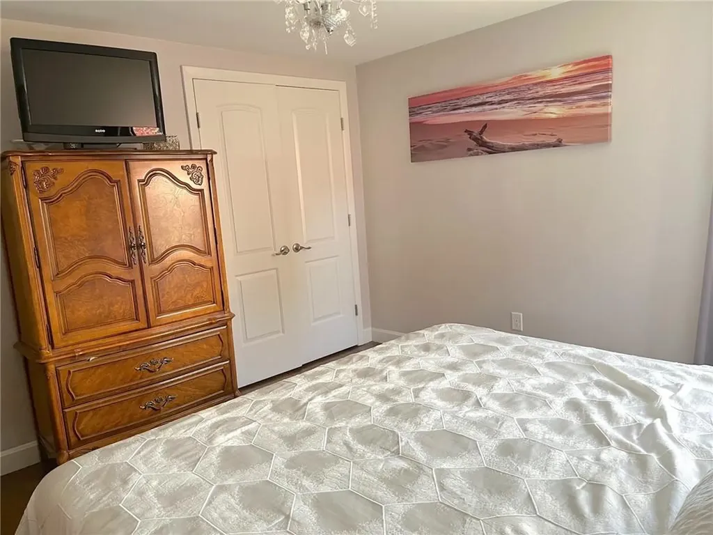 118 Mount View Drive Cranston RI 02920