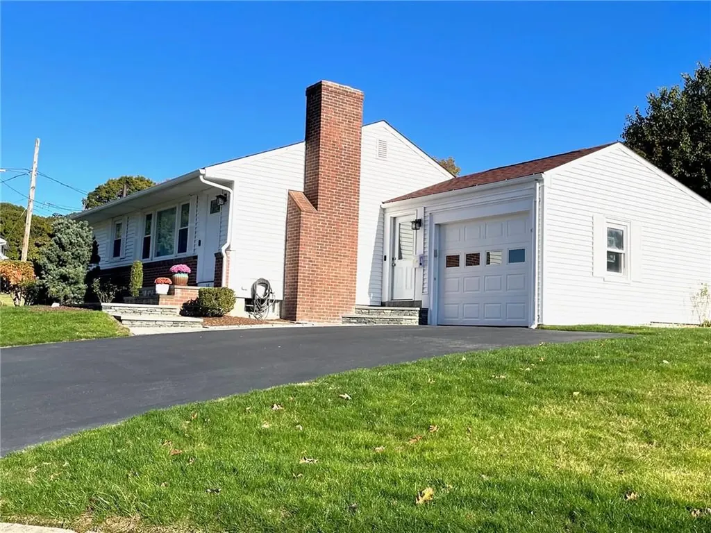 118 Mount View Drive Cranston RI 02920