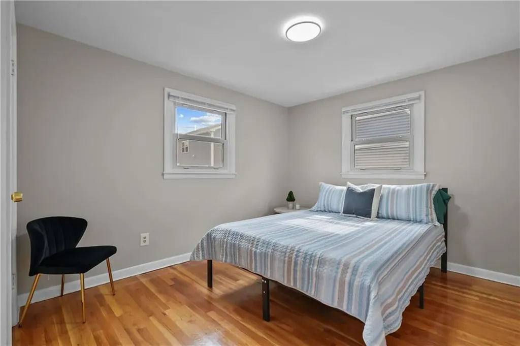 72 Dean Street Pawtucket RI 02861