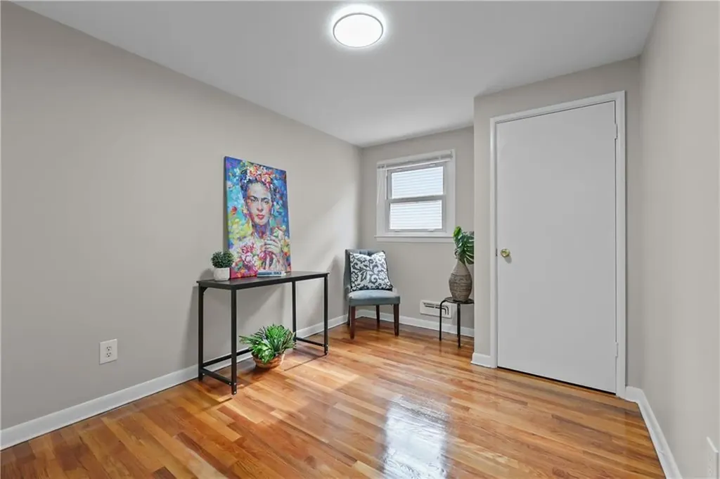72 Dean Street Pawtucket RI 02861