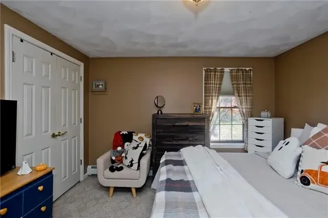 15 Roselawn Avenue North Smithfield RI 02824