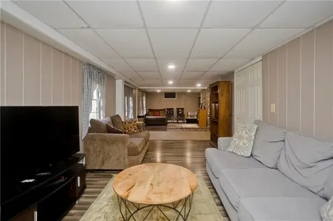 15 Roselawn Avenue North Smithfield RI 02824