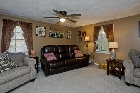 15 Roselawn Avenue North Smithfield RI 02824