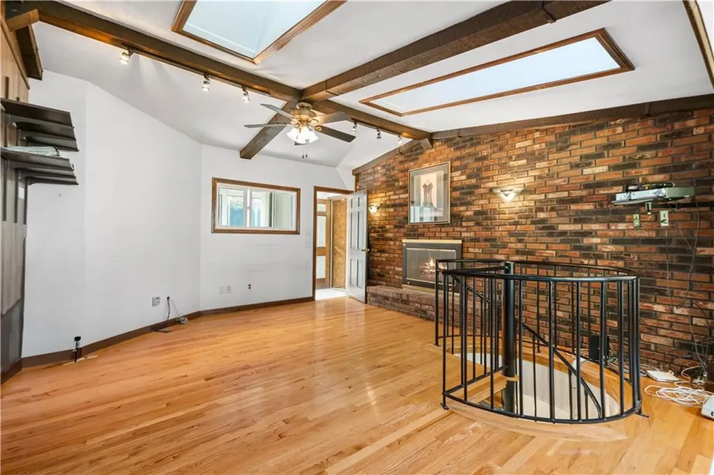 6 Alto Street Warwick RI 02886