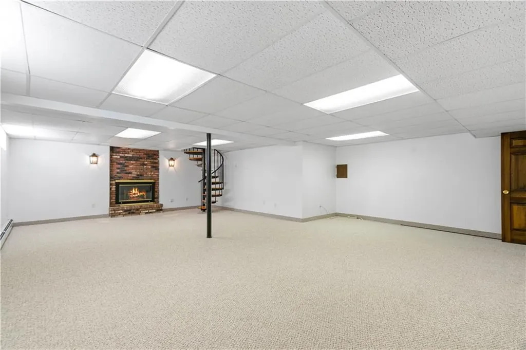 6 Alto Street Warwick RI 02886